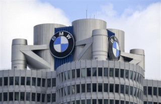 BMW Motorard tuyên bố đóng cửa một nhà máy lớn do Virus Covid-19