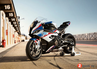 BMW S1000RR 2019 tiết lộ giá bán tại Việt Nam trước khi lên kệ vào cuối tháng 12