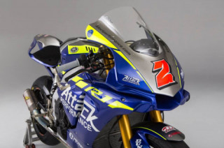 Cận cảnh Yamaha R1 Attack Performance độ dàn option đường đua