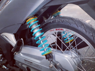Chiếc Wave 125i chưa lấy bảng số nhưng đã lên đồ khủng