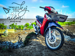 Future 125 phá cách táo bạo trong dàn option Carbon Fiber