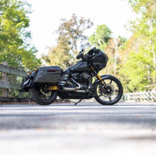 Harley-Davidson Street Glide độ cực chất với ý tưởng không đụng hàng