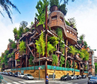 Kiến trúc có 1 không 2: 150 cây xanh “ôm trọn” tòa nhà