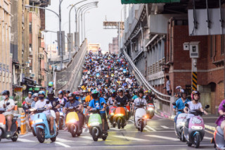 KYMCO ‘IONEX’ phát triển xe mang động cơ điện cạnh tranh với Gogoro