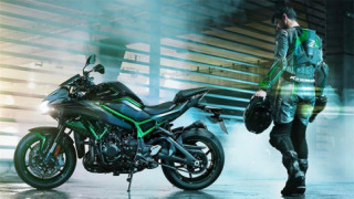 So sánh Kawasaki Z H2 và Ninja H2 có những điểm gì khác biệt