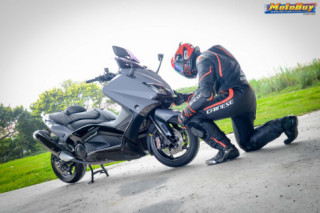 Yamaha TMAX lột xác cứng cáp qua version Gray Wolf