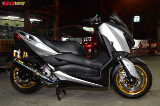 Yamaha XMAX 300 độ cuốn hút với gói trang bị toàn năng