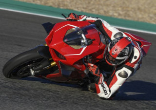 Ducati tiết lộ phụ kiện hiệu suất cao cho Panigale V4