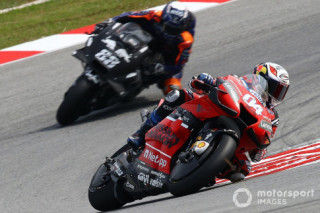 Ducati với Dovizioso đang gặp khó khăn về hợp đồng trong năm 2021