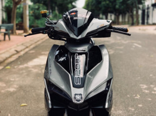 Honda Air Blade 125 độ nhẹ nhàng với phong cách xám Titan