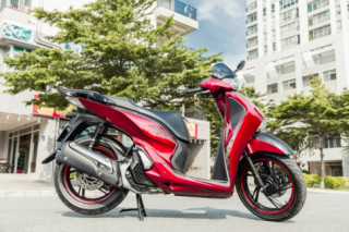 Honda Sh150i 2017 độ dàn áo Sh300i đầu tiên tại Sài Gòn