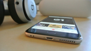 iPhone 7 trang bị công nghệ sạc không dây từ xa