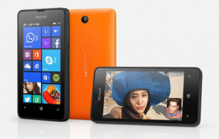 Lumia 430 chạy 2 SIM, giá rẻ lên kệ