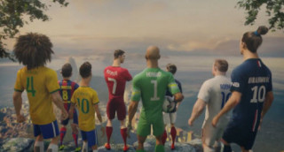 Nike tung đoạn phim hoạt hình bóng đá cực hấp dẫn