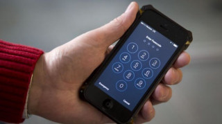 Sau FBI đến cảnh sát Ấn Độ tìm cách mở khóa iPhone