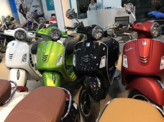 Vespa GTS 300 2017 giá bao nhiêu hiện nay tại đại lý