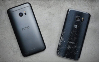 Video HTC 10 đọ độ bền với Galaxy S7