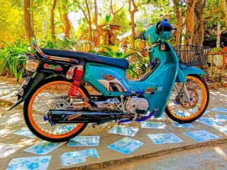 Cub Fi độ lung linh với khối đồ chơi đầy thẩm mỹ của biker xứ chùa vàng