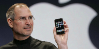 Cựu kỹ sư Apple hé lộ về bí mật trên chiếc iPhone đầu tiên