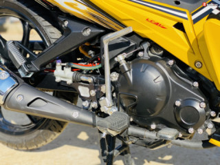 Exciter 135 độ phanh ABS lộng lẫy và kiêu sa tựa như ‘Mai Vàng Đón Xuân’