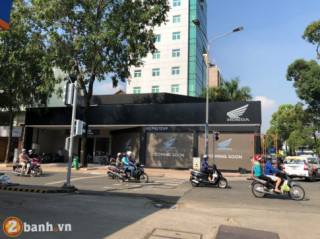 Honda ra mắt mẫu mô tô PKL mới trong sự kiện khai trương Showroom Bigbike đầu tiên tại VN