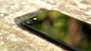 iOS 11 mới bật mí những gì về iPhone 8?