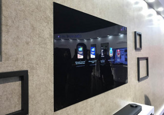 LG trình làng TV OLED siêu mỏng với âm thanh vòm đầu tiên trên TG