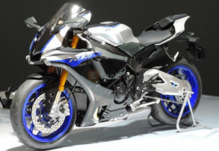 Mô hình Yamaha R1M tỉ lệ 1:12 Thật đến từ từng chi tiết