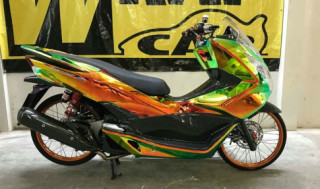 PCX 150 độ chất ‘ đến ngất ’ với bộ giáp hoàng kim cực độc