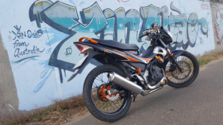 Raider 150 độ cứng cáp với dàn áo 2006 đình đám