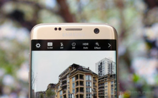 Samsung Galaxy S8 có camera trước tự động lấy nét