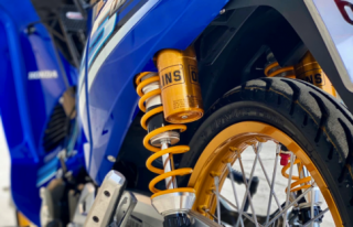 Wave 125 được nâng cấp hết bài bởi dân chơi Việt Nam