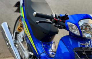 Wave S125 thế hệ cũ trở nên nổi bật với dàn đồ chơi xịn sò