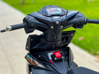 Winner 150 biến hình đầy cơ bắp với dàn chân Brembo nhiều piston