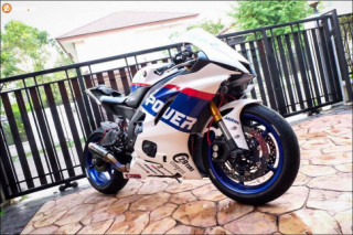 Yamaha R6 độ chất lừ từ phiên bản trắng xanh Power