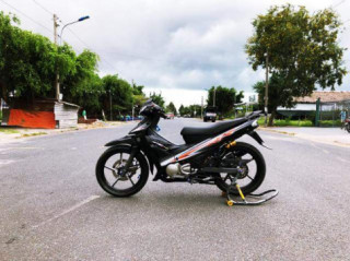 Cùng ngắm lại chiếc Yamaha YR125 huyền thọai của dân chơi việt.