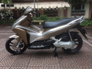 honda Airblade Fi 2011 3D 29S1-116.83 chính chủ gđ bán 23,8 triêu mầu Đồng gđ giữ gìn