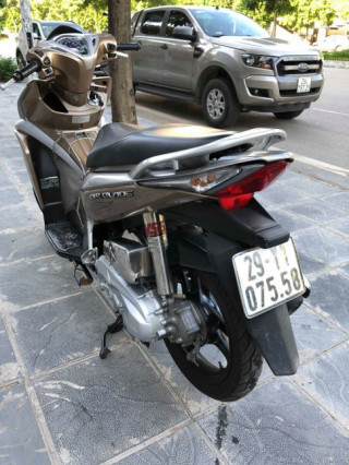 honda Airblade Fi 2012 3D 29Y1-075.58 chính chủ gđ bán 24,5 triêu mầu Đồng gđ giữ gìn