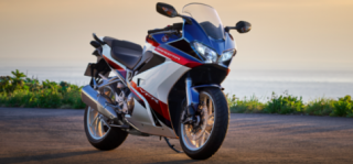 Honda VFR800F 2019 với màu sắc mới ‘Tricolor’ từ năm 1986
