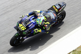 Hợp đồng giữa Petronas SRT với Valentino Rossi đang được tiến hành