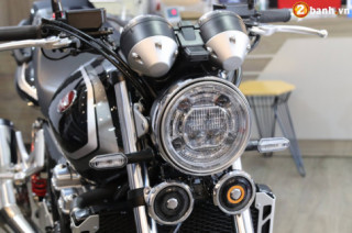 Huyền thoại Honda CB1300 Super Four phiên bản kỷ niêm 25 năm cập bến tại Việt Nam