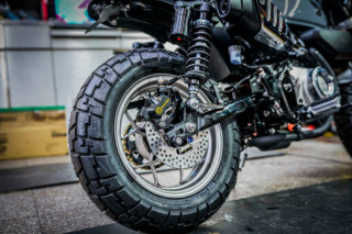 Monkey 125 độ: màn phẩu thuật đẹp ma mị khiến người xem đứng hình