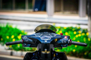 Ngắm nhìn những đường nét Carbon phủ quanh người Honda Air Blade độ