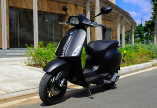 Vespa Sprint Notte 125 với động cơ mới đi kèm giá bán 78,5 triệu đồng