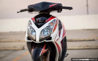 Yamaha Mio 115Z độ mang vẻ đẹp huyền thoại được tái hiện ở dàn chân