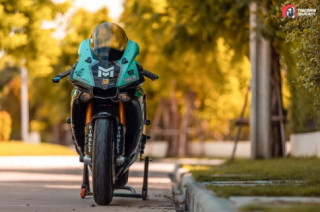 Yamaha R1 độ - Cá trê siêu đẹp trong hình hài mới