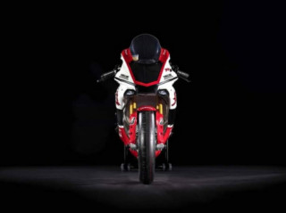 Yamaha R1 GYTR phiên bản kỷ niệm 20 năm kỹ thuật đua