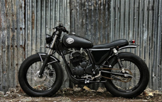  Yamaha Scorpio độ đen tuyền ấn tượng 
