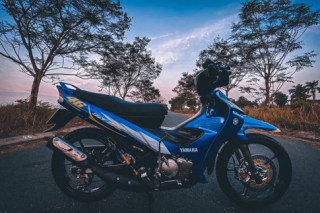 YaZ độ với dàn đồ chơi chất đến ngất trong từng ngóc ngách