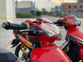 Cặp song sinh Honda Wave độ siêu khủng lấy tông màu đỏ làm chủ đạo P2